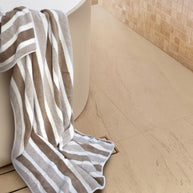 30x60In Gray and white Striped Bath Towels Set on Sale - 380GSM